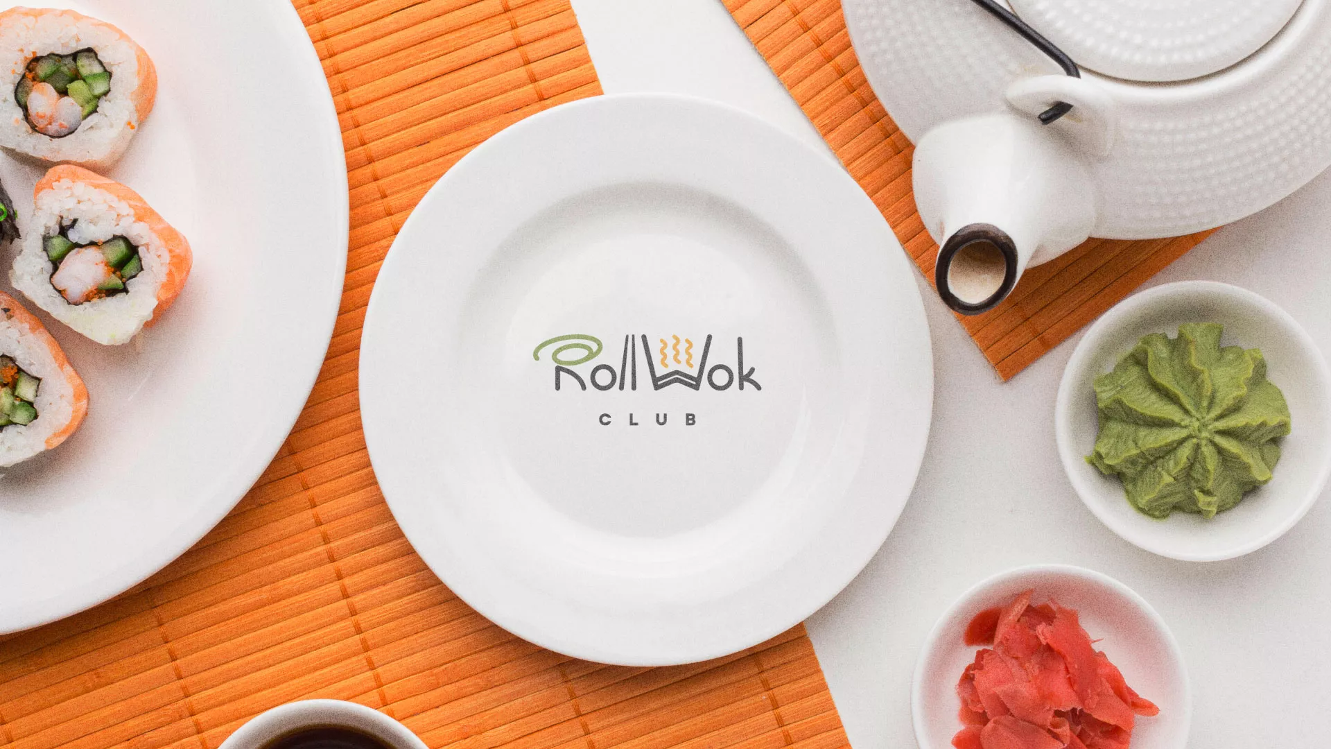Разработка логотипа и фирменного стиля в Кстово для суши-бара «Roll Wok Club» Разработка логотипа и фирменного стиля в Кстово для суши-бара «Roll Wok Club»